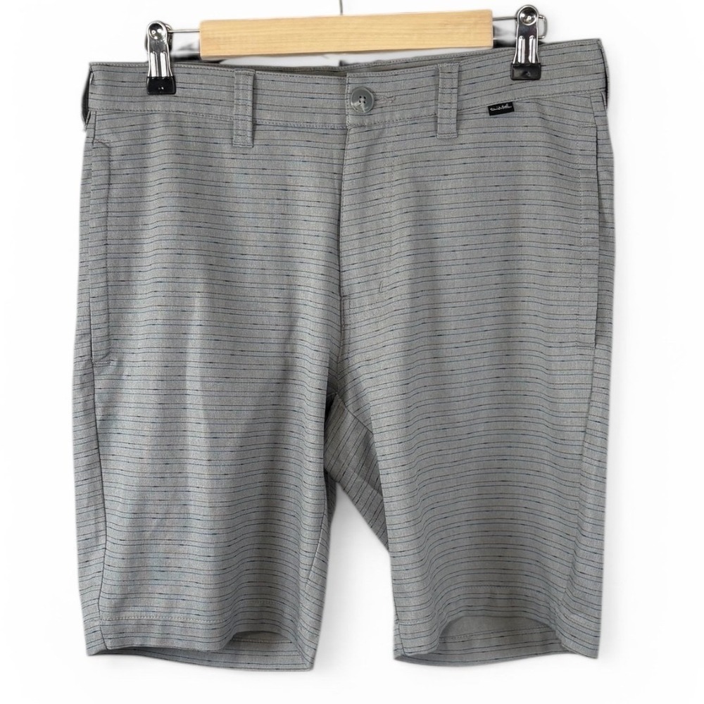 TravisMathew Mens Grey Striped Performance Golf Shorts 1MW211 Size 30